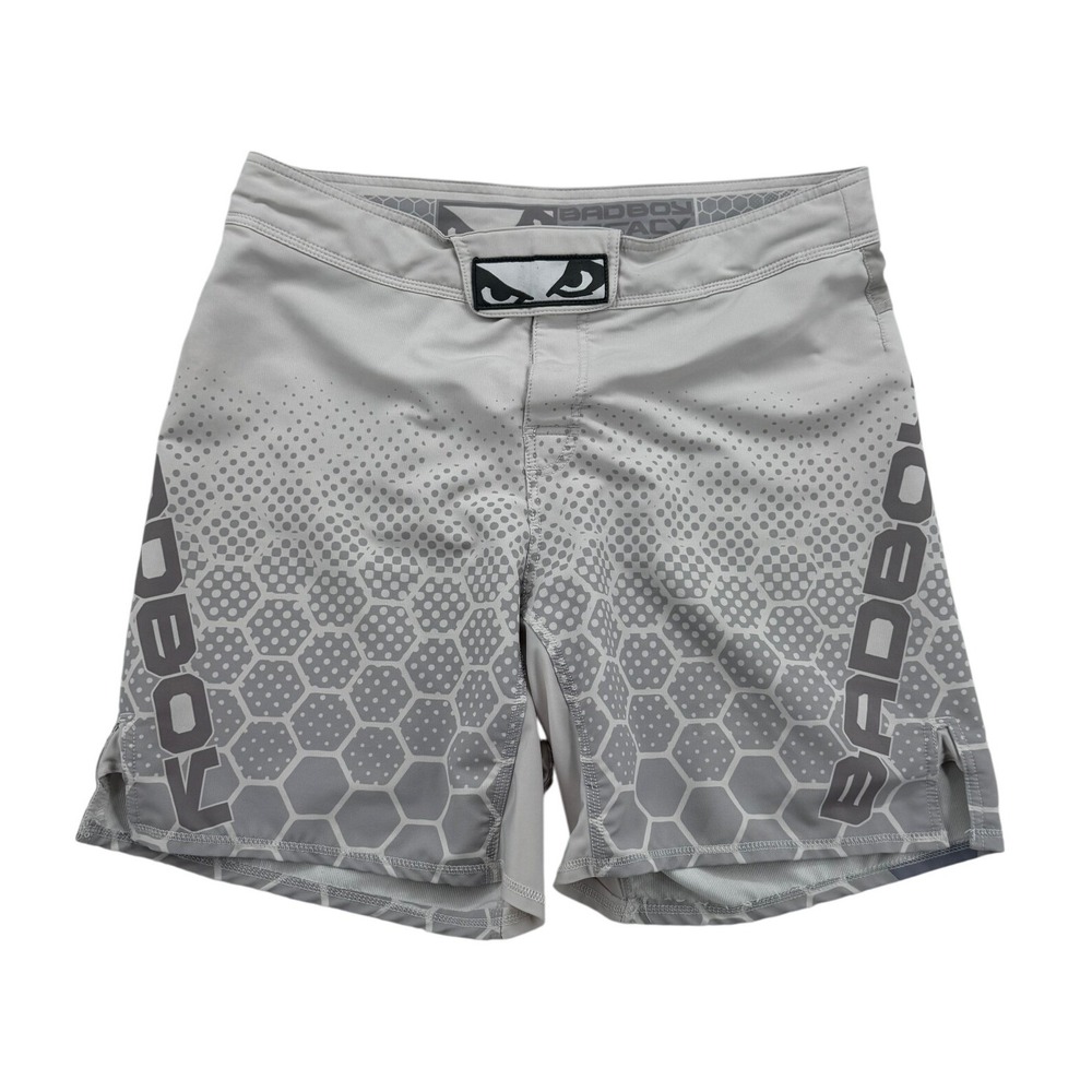 Bad Boy Legacy MMA Fight Shorts Mens Large Grey Honeycomb Geometric Excellent